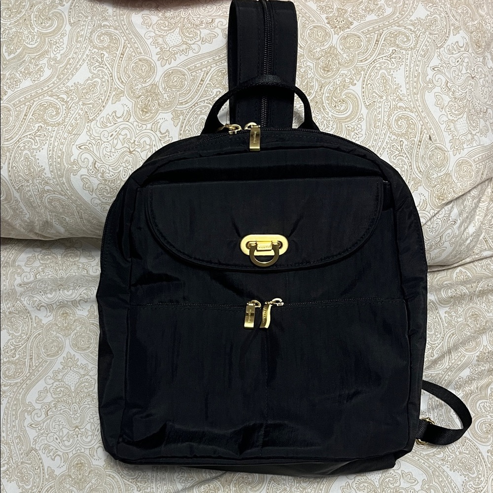 Coastal Flip Lock Day Pack